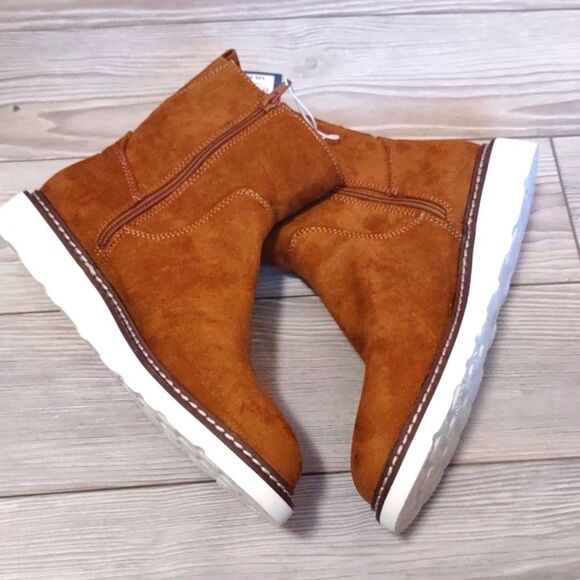 (68-4161) Universal Thread Callah Boots Size 9 - Picture 9 of 9